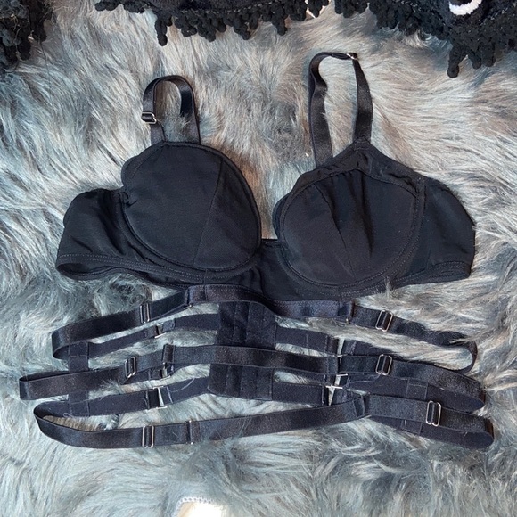 Killstar | Tourniquet Bra - Picture 6 of 11